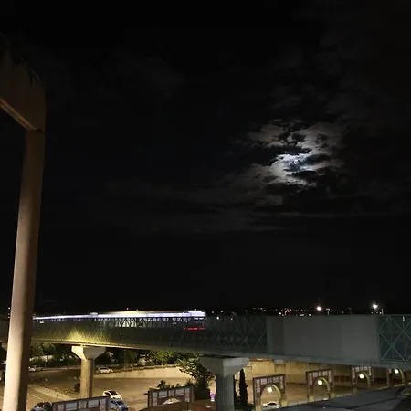 아파트 T3 - 62m2 - Parking Prive - Metro