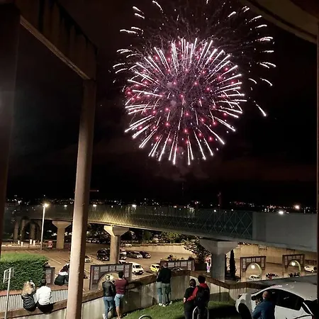 T3 - 62m2 - Parking Prive - Metro Apartman *